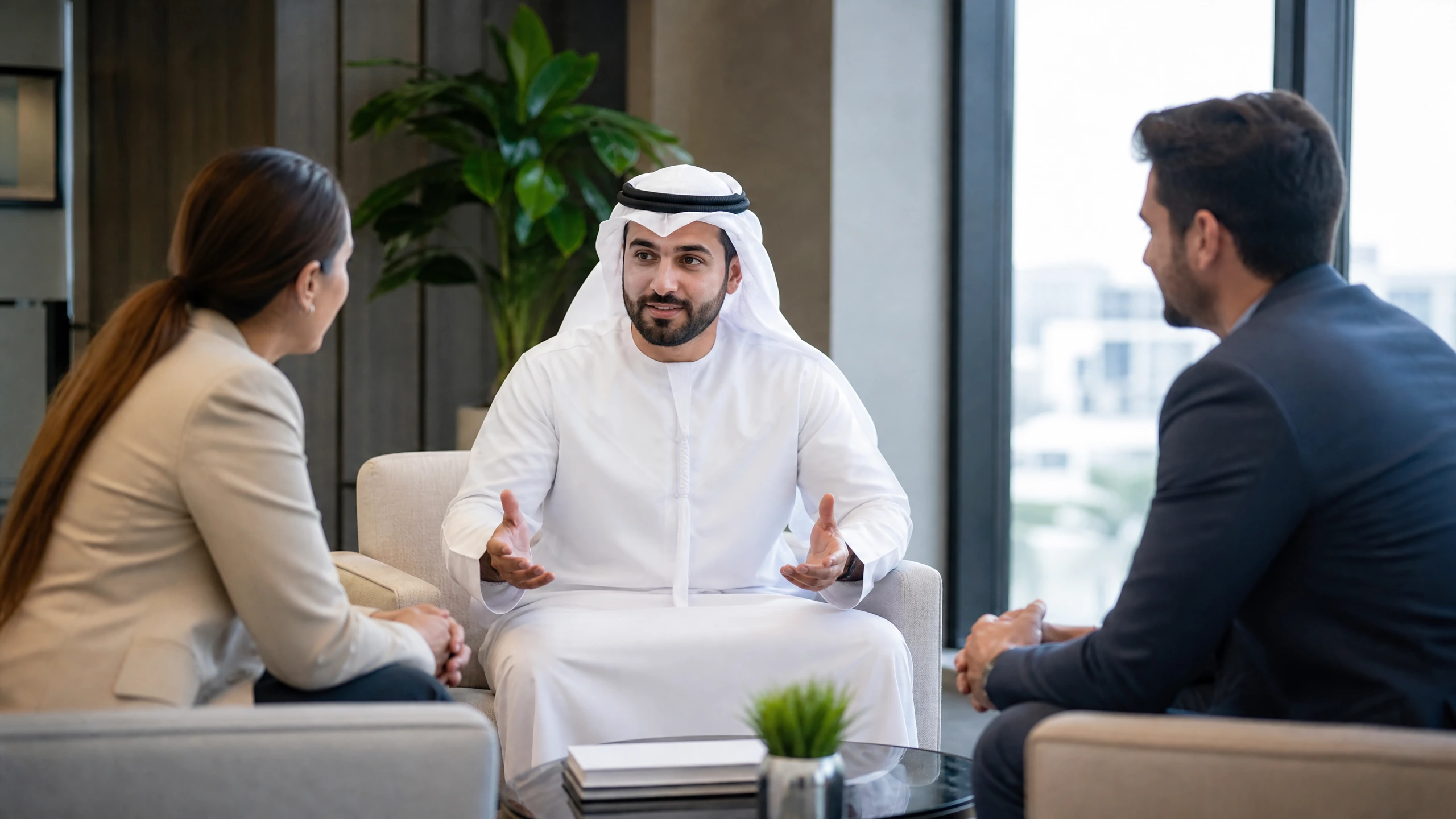 Dubai Culture, Customs & Local Laws: Essential Guide 2025